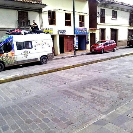 Hostal Kuntur كوسكو المظهر الخارجي الصورة